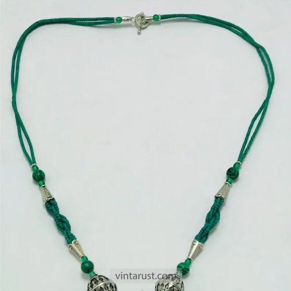 Bohemian Beaded Chain Necklace with Dangling Tassel Pendant, Green Beaded - Picture 11 of 11